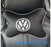 Подушка на подголовник Volkswagen (черная)